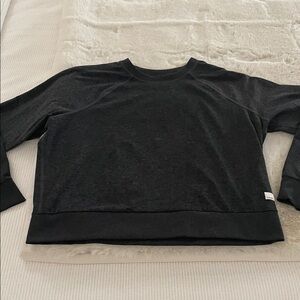 Vuori Charcoal Crewneck Pullover Long-Sleeved Shirt, Size XS